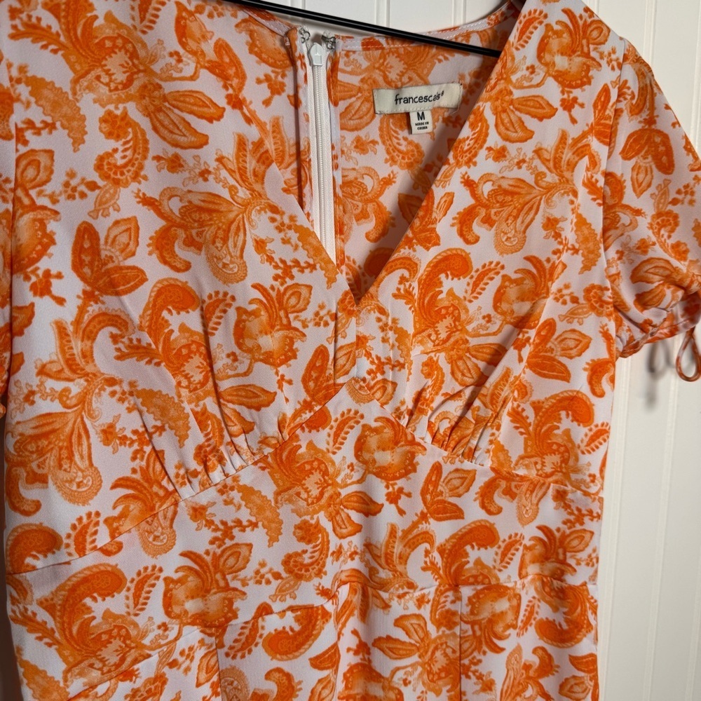 Francesca's Naomi V Neck Orange & White Paisley Mini Dress Women’s Size Medium - Picture 4 of 13
